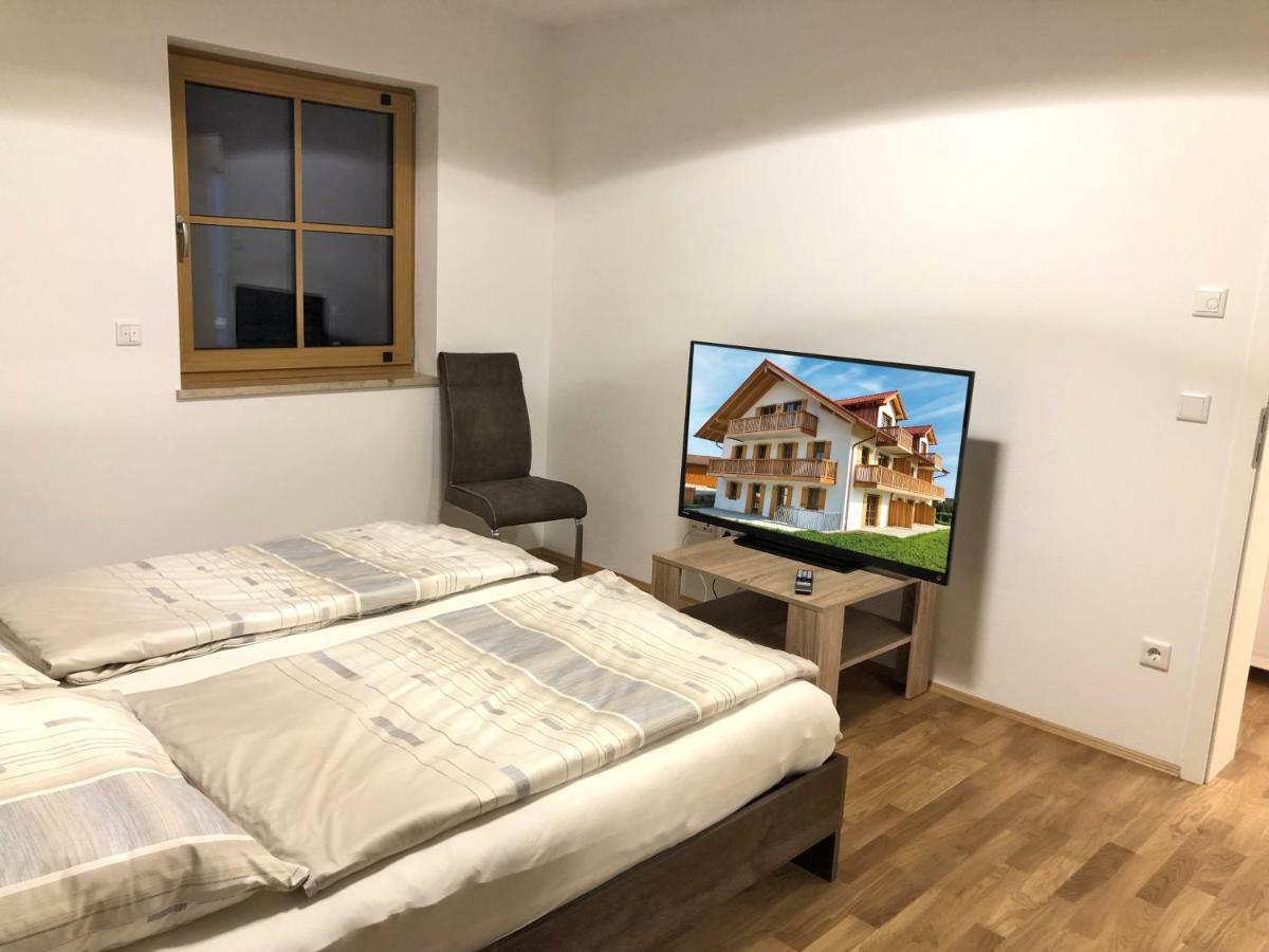 Ferienwohnungen Thum 罗森海姆 外观 照片